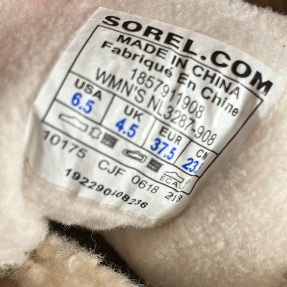 NWOT Sorel Sneakchic Shearling Alpine Boots - Sz 6.5. - Picture 12 of 13